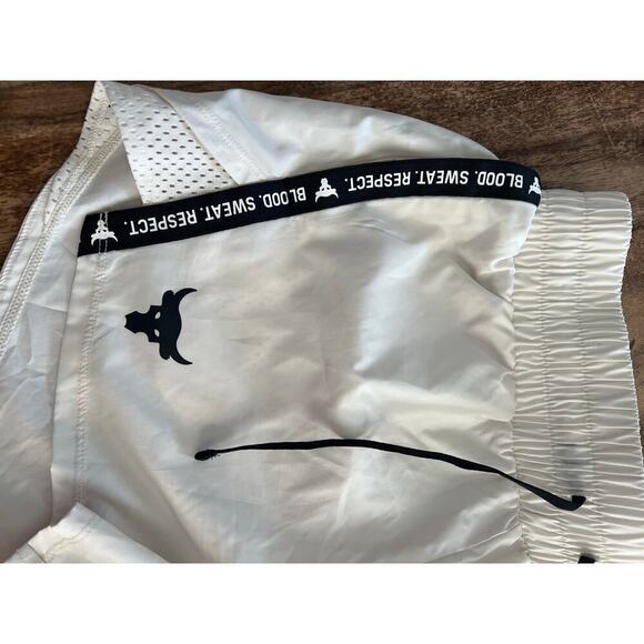 Under Armour Women's White Black Project Rock Woven Shorts Size Small - Picture 6 of 8